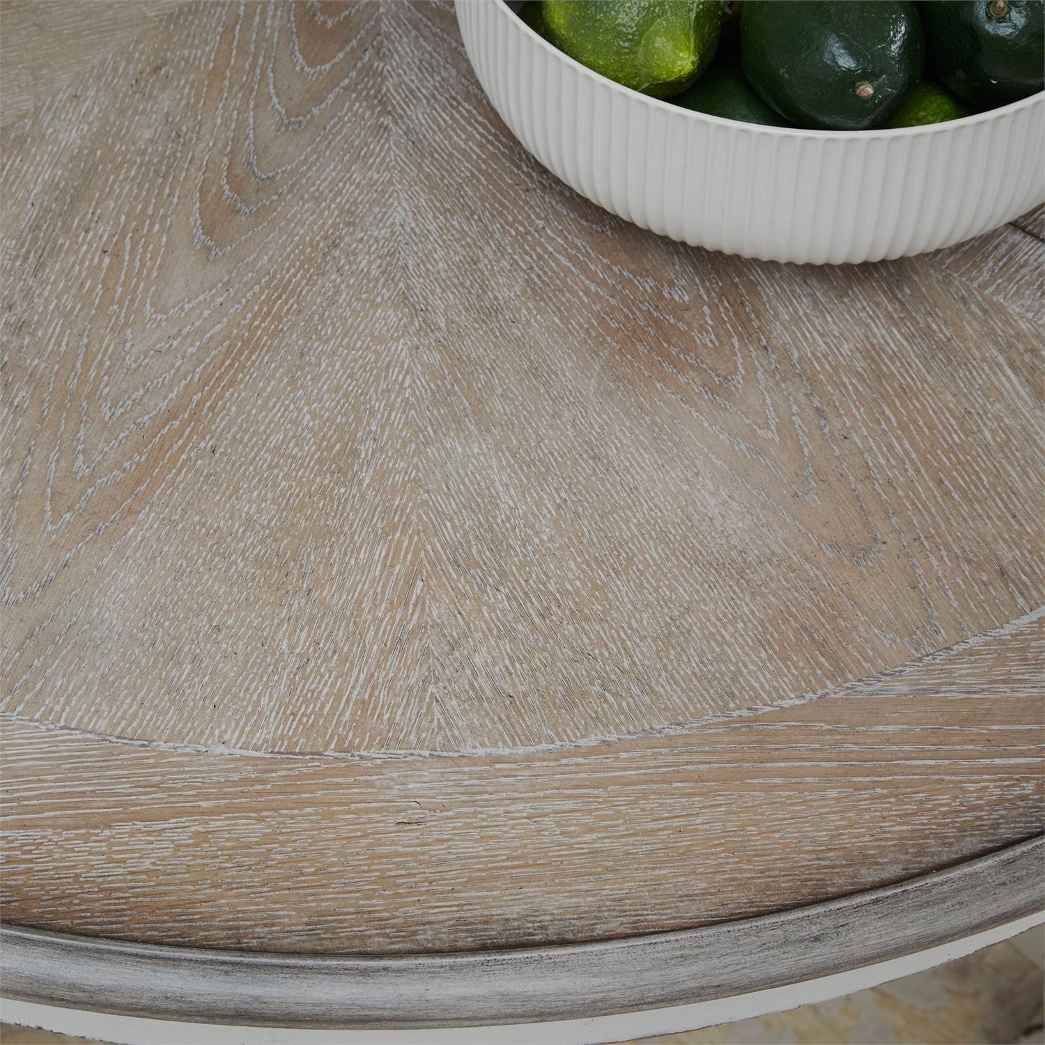 Magnolia manor on sale pedestal dining table